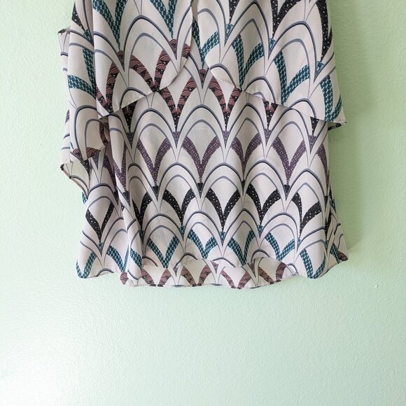 Chelsea28 Art Deco Geometric Patterned Sleeveless Blouse Tank Top Size Medium - Picture 2 of 11